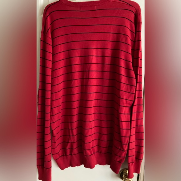 NWT Men’s Size XL Old Navy Red and Blue Striped VNeck Sweater - Picture 16 of 16